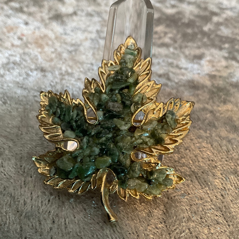 Vintage Gold and Crushed Jade Maple Leaf Pin